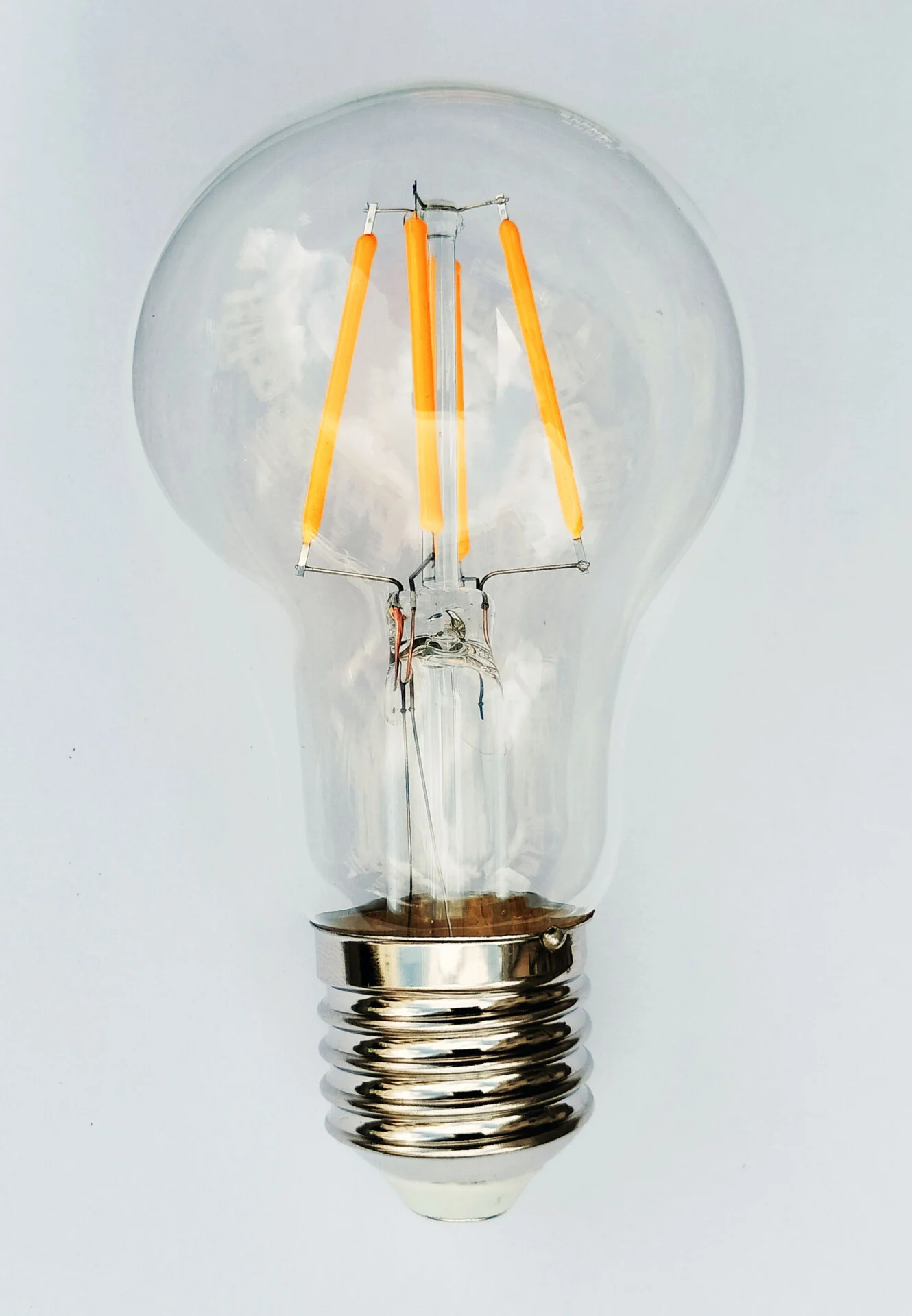 e27-dimbare-led-filamentlamp-deco-6-cm-clear-glas-1800k